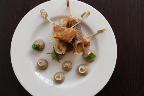Croustillant de bœuf aux 5 épices, houmous à l’huile de cacahuète