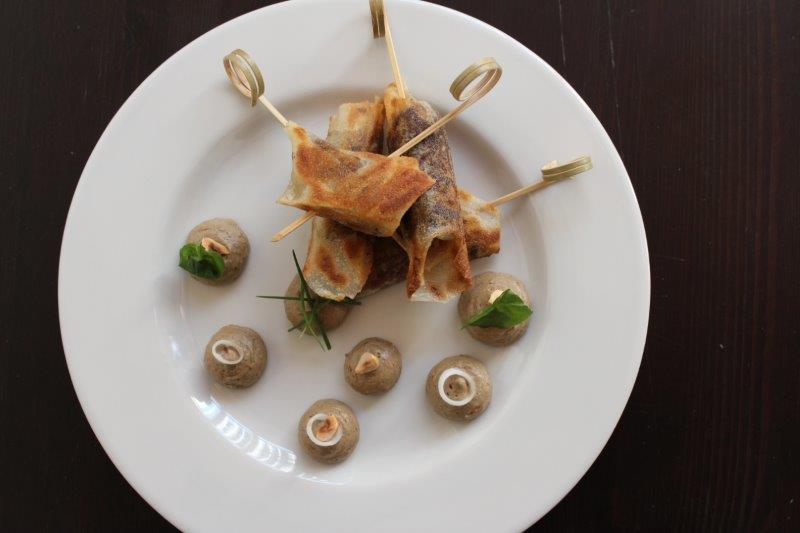 Croustillant de bœuf aux 5 épices, houmous à l’huile de cacahuète